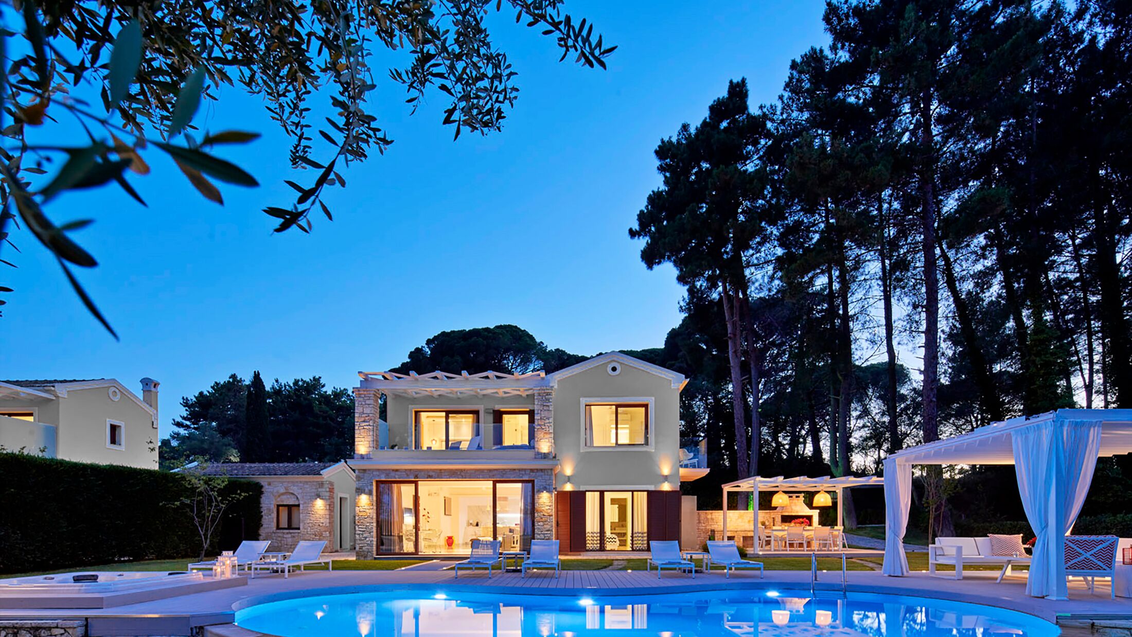 Ikos-Dassia-2022-Deluxe-Three-Bedroom-Villa-001-120991-Hybris