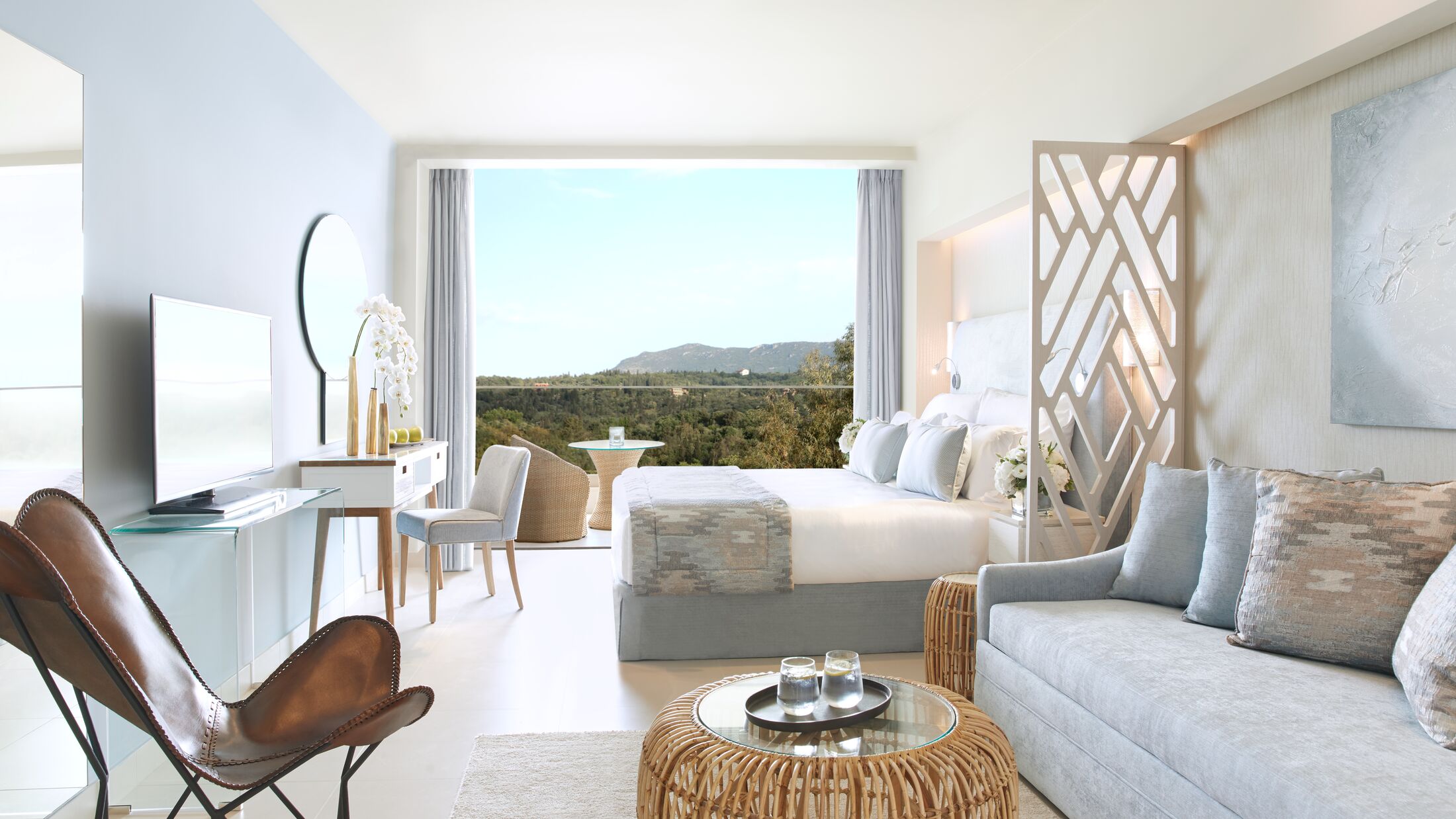 Ikos-Dassia-2023-Junior-Suite-Inland-View-001-120991-Hybris