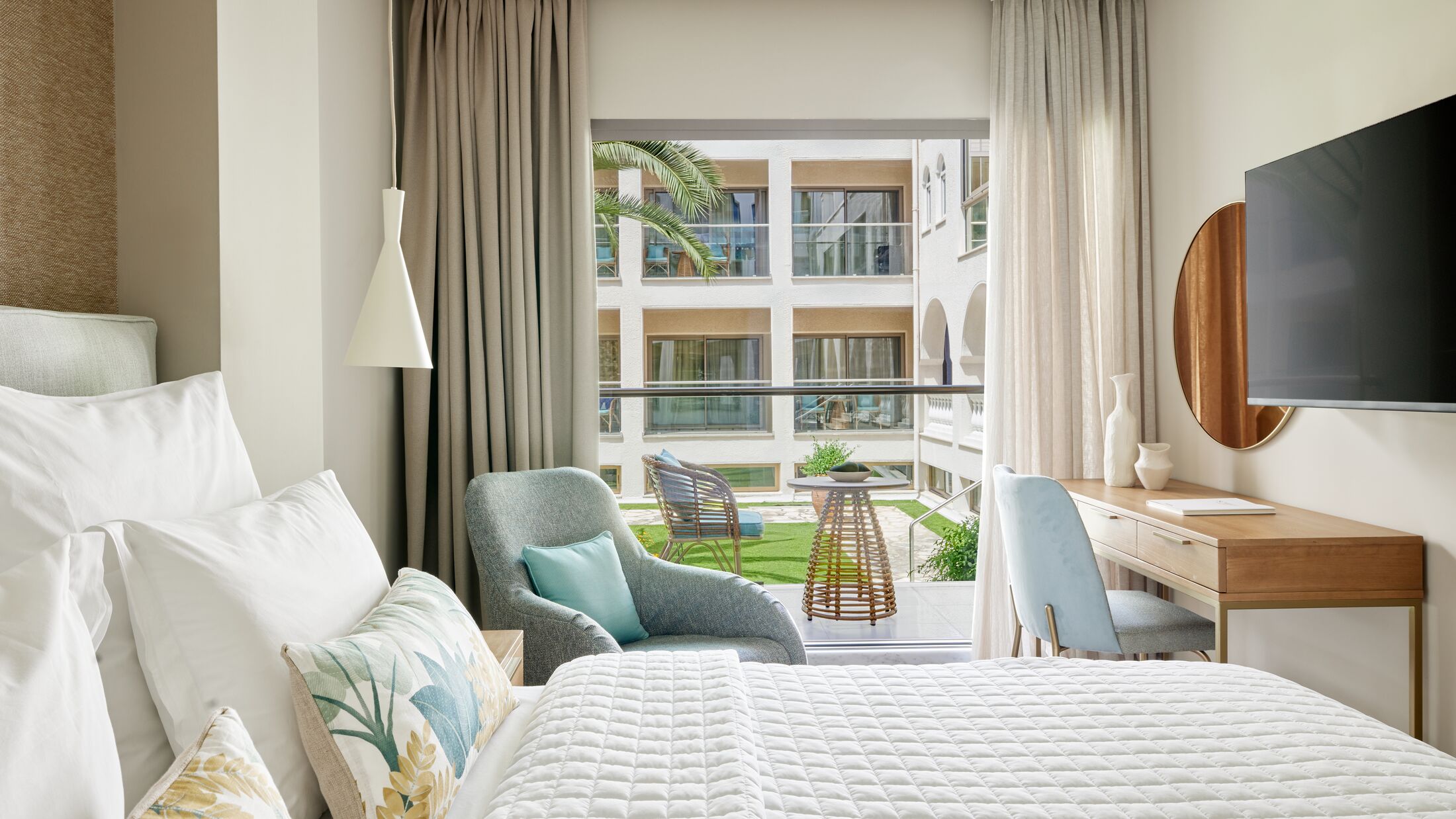 MarBella-Corfu-2024-Family-Room-Garden-View-003-119295-Hybris